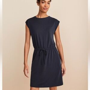 Lou & Grey L sand washed, grey drawstring relaxed fit elastic waist mini dress